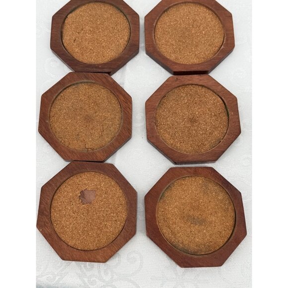 Vintage Pineapple-Themed Brass & Wood Coaster Set With Holder (Candle not includ - Picture 2 of 5